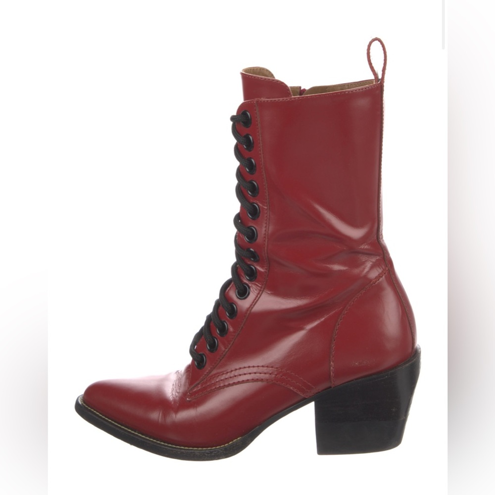 ***ISO*** Chloe Boots in EU 41